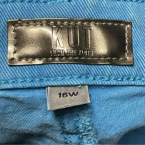 Kut From the Kloth Catherine Boyfriend Denim Short Mid Length Teal Women's Sz 20 - Picture 3 of 7